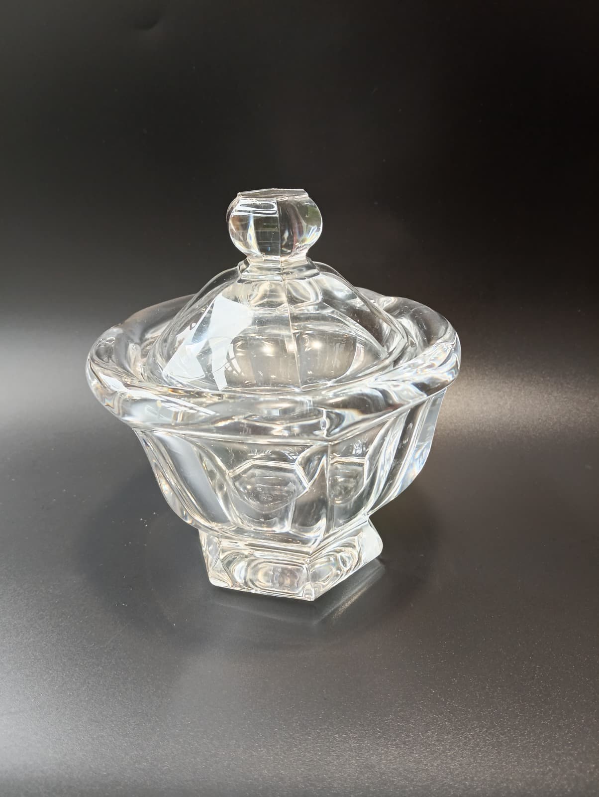 Drageoir couvert Harcourt, cristal de Baccarat 2